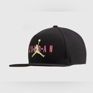 New AIR JORDAN JUMPMAN Black PRO SNAPBACK HAT BLACK AV9765-012 Deadstock NWOT